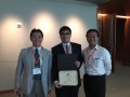 千野裕二さん（グリーンエネルギー変換工学専攻博士後期課程３年）が228th ECS meetingにおいて、ポスター賞を受賞しました。
